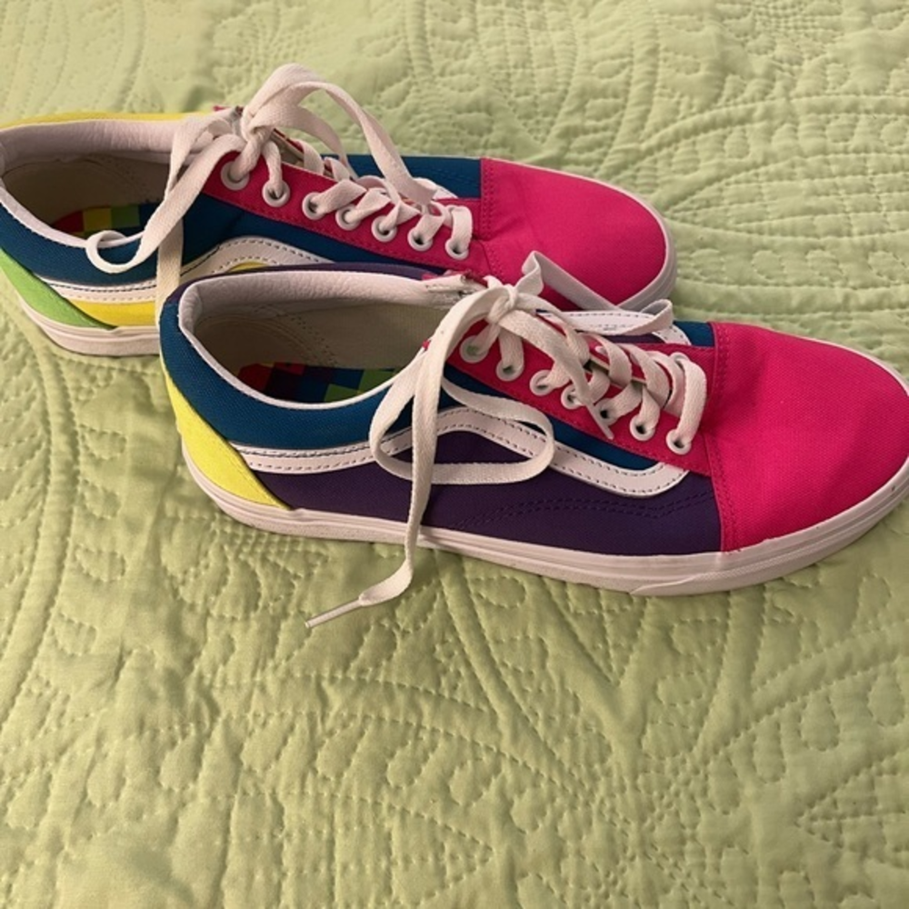 Like New Vans‎ color block shoes W-8.5; M-10